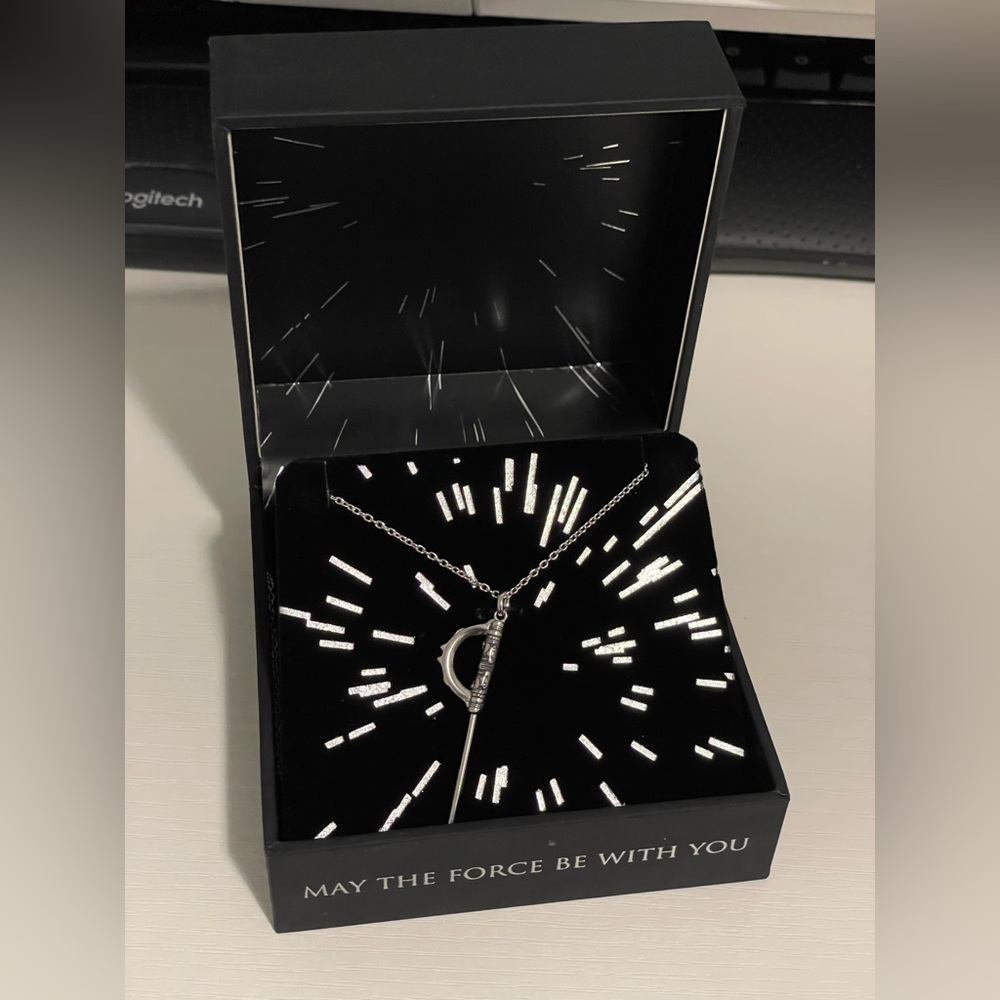 Inquisitor Lightsaber Necklace by Star Wars x RockLove NIB